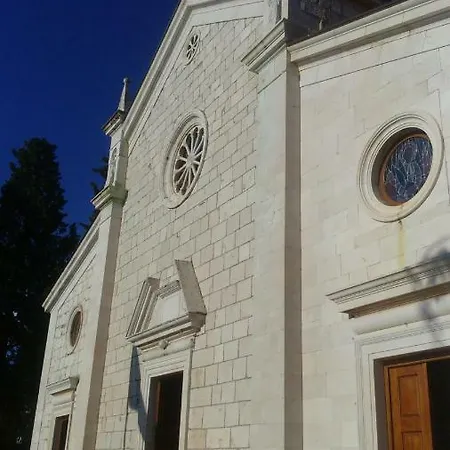 Apartman 2 *